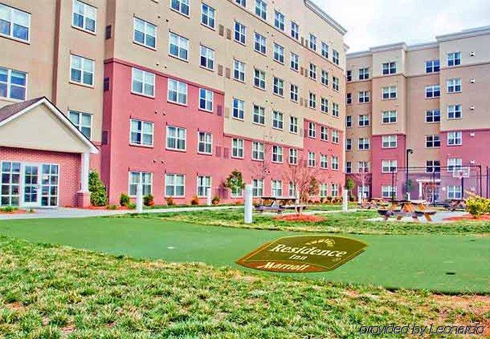 Residence Inn Charlotte Конкорд Экстерьер фото